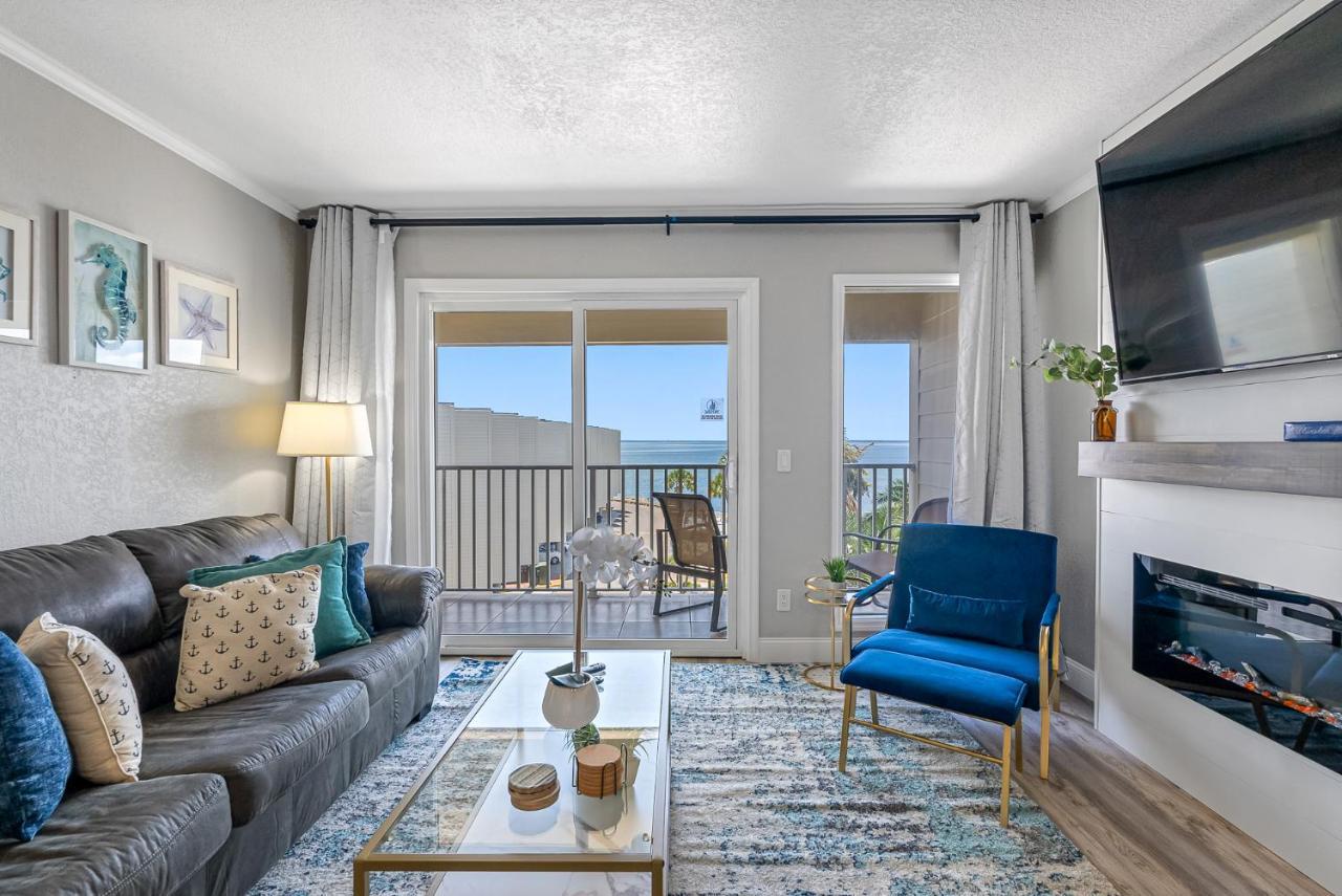Wake Up To The Ocean Breeze - Enjoy Amazing Views Holiday home Tampa