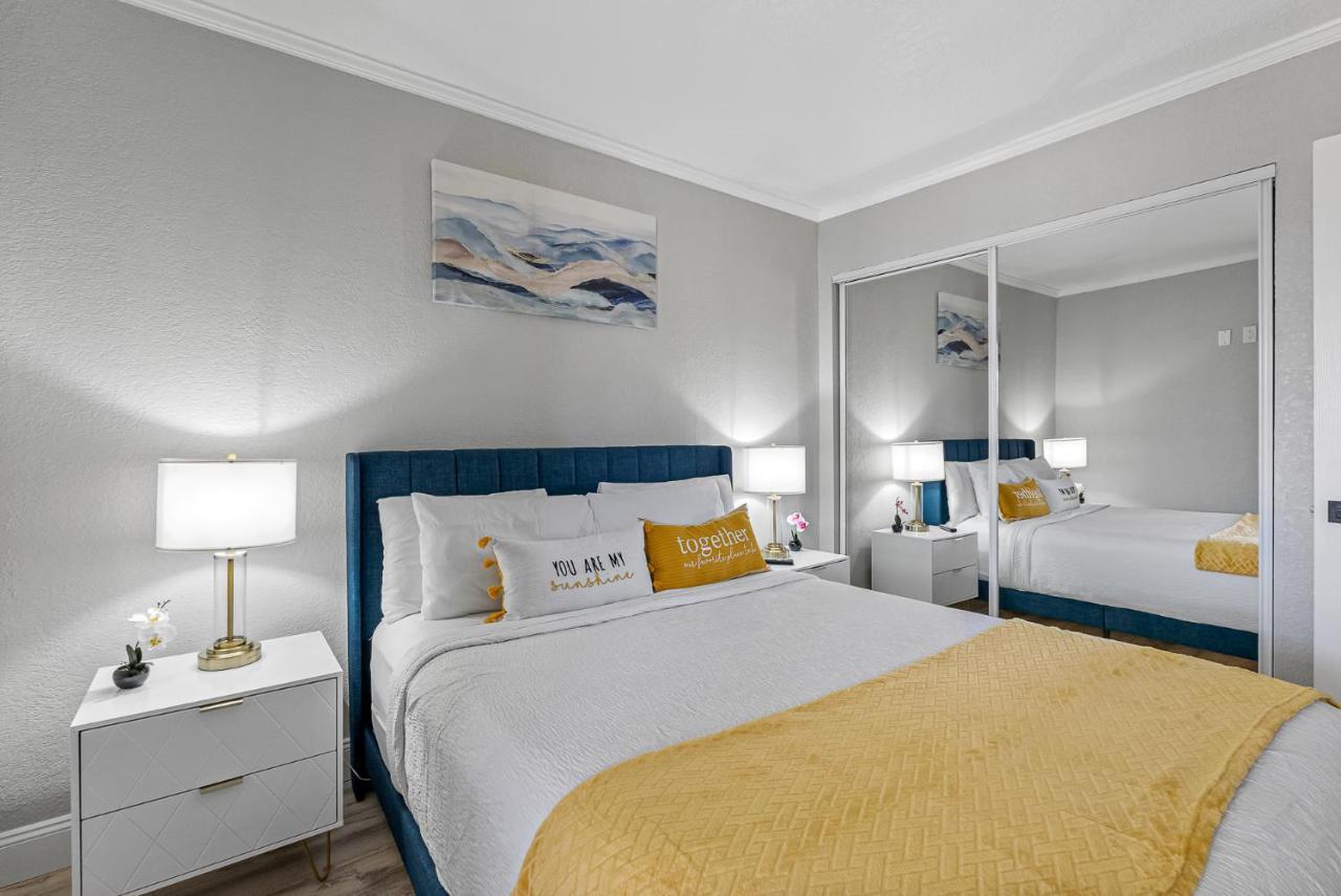 Wake Up To The Ocean Breeze - Enjoy Amazing Views Tampa