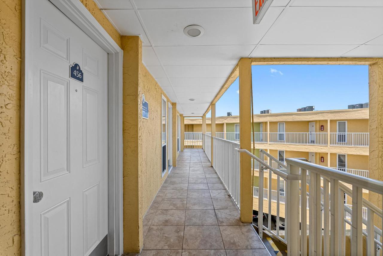 Holiday home Wake Up To The Ocean Breeze - Enjoy Amazing Views Tampa