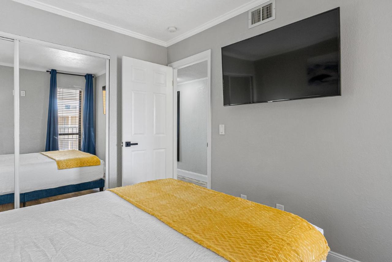 Holiday home Wake Up To The Ocean Breeze - Enjoy Amazing Views Tampa