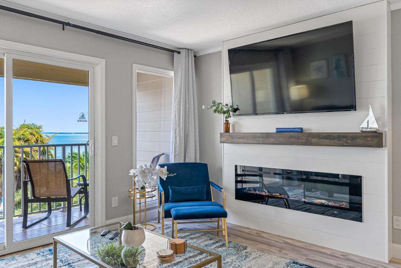 Wake Up To The Ocean Breeze - Enjoy Amazing Views